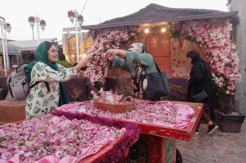 گلاب گیری1