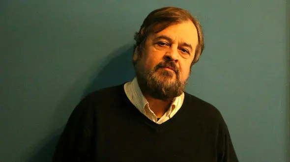 اولین عکس از سنگ مزار حمیدرضا صدر / مردی که زیاد می دانست !