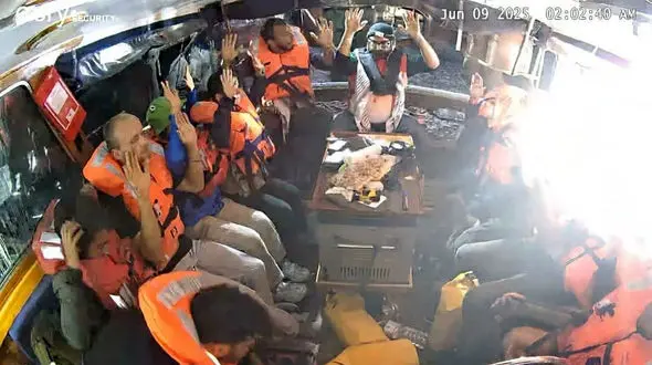 کشتی مادلین با تمام سرنشینان ربوده شد/ واکنش‌های جهانی به ربوده شدن کشتی مادلین + فیلم