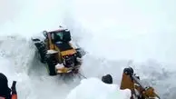 فیلم برف سنگین در گردنه چری کوهرنگ