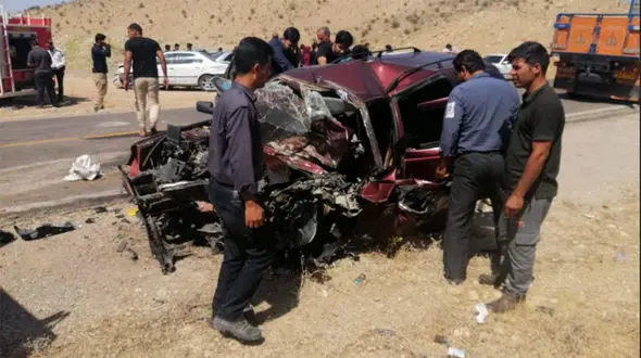  تصادف زنجیره ای در جاده فیروز آباد / 7 تن در یک قدمی مرگ بودند