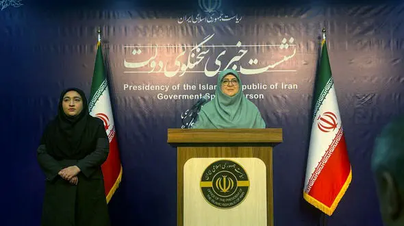 کالاها با ۵ تا ۳۰ درصد تخفیف در نمایشگاه بهاره عرضه می‌شوند/ استیضاح یا استعفا ما را از وفاق خارج نمی کند