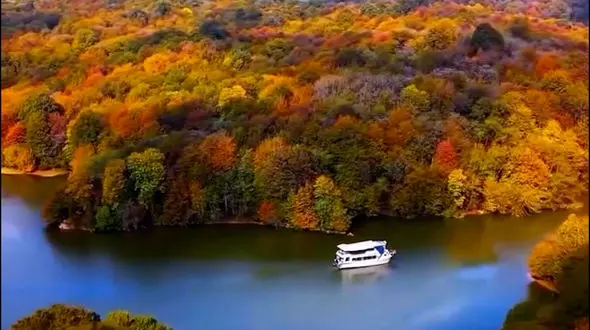 از پاییز زیبای دریاچه برنجستانک تا چیدن سیب مراغه