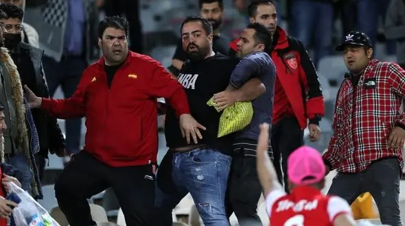 واکنش رییس کمیته مسابقات به حضور بانوان در آزادی!