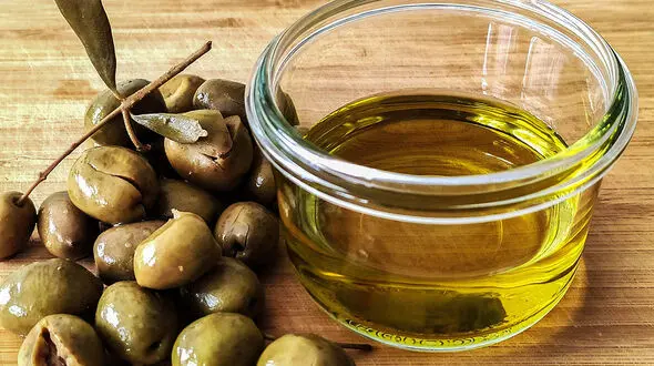 روغن زیتون عمرتان را طولانی می کند