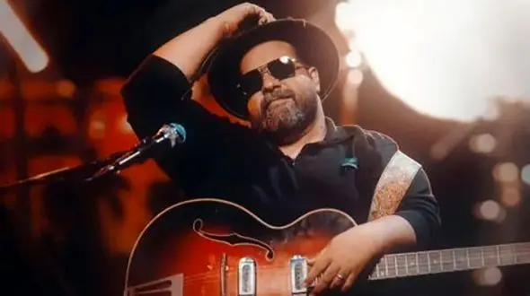 فیلم آواز باشکوه رضا صادقی به نام به جهنم+موزیک ویدیو