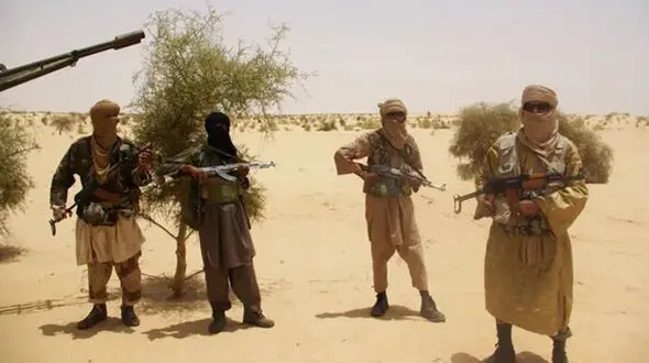 فیلم ناگفته های حیرت آور از حمله تروریستی به دادگستری زاهدان / زن کارمند: زیر میز پنهان شده بودم با لگد مرا زدند