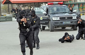 فیلم لحظه آزادی گروگان از دست ربایندگان / آدم رباها در چنگ قانون افتادند