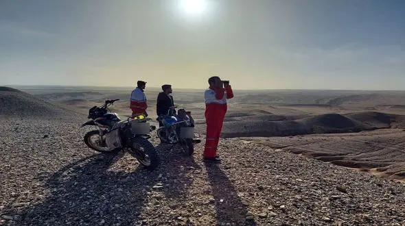 پایان خوش عملیات جست و جو در دل کویر / 15 گردشگر در سلامت هستند