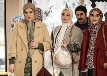 سفر در زمان؛ «شری» سریال پایتخت 7 در کنار مزار صادق هدایت؛ سال 96