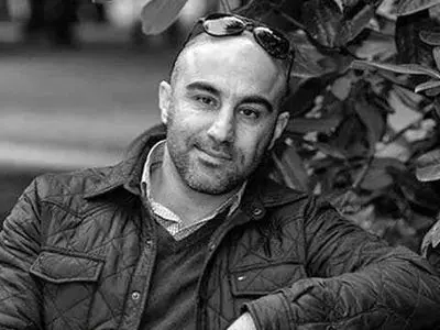 قاب تماشایی از دختر و پسر محسن تنابنده در خانه لوکس شان / رونمایی از دکوراسیون شاهانه منزل نقی سریال «پایتخت»