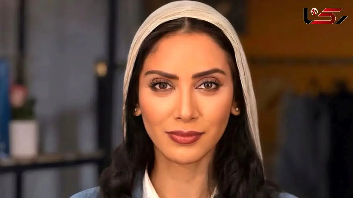 مونا فرجاد با استایل اداری در یک مراسم اکران دیده شد! / خانم بازیگر دراستایل مردانه هم درخشید!