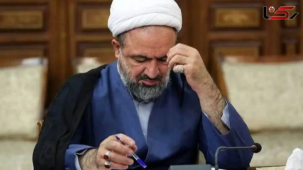 اجرای حکم ۱۰ ماه حبس / حمید رسایی تحویل بند ویژه روحانیت اوین شد