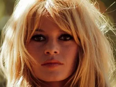 پایان یک افسانه و استایل‌های بی‌نظیرش / نگاهی به زیباترین استایل های بریژیت باردو