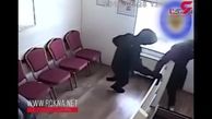 فیلم لحظه حمله مردان مسلح به مطب دندانپزشک 