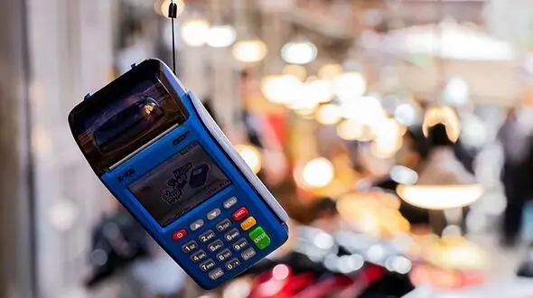 اگر فروشنده یا پزشک از ارائه کارتخوان خودداری کرد، به شماره ۱۵۲۶ اطلاع دهید