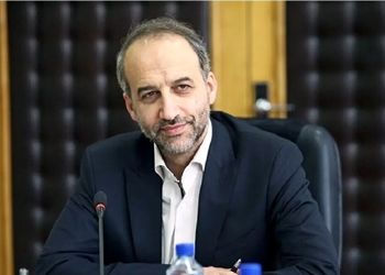 سلبریتی‌ها ازجمله مهران مدیری را من برگرداندم