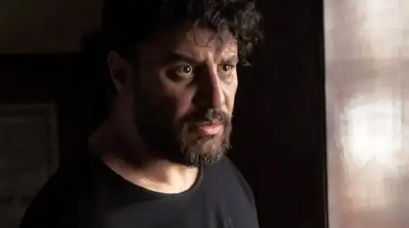 البرز کوشیار: «جواد عزتی در وحشی سویه خاصی از قدرت بازیگری‌اش را به رخ کشیده»