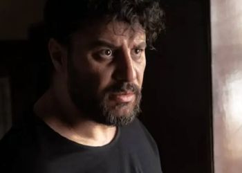 البرز کوشیار: «جواد عزتی در وحشی سویه خاصی از قدرت بازیگری‌اش را به رخ کشیده»