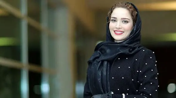 تصاویر دیده نشده از بهنوش طباطبایی در جشن حافظ