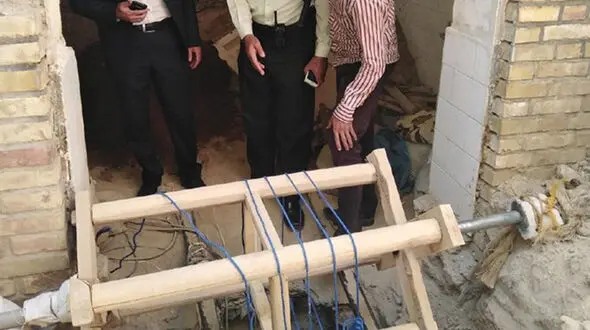 دستگیری یک حفارغیرمجاز در نزدیکی یک اثر تاریخی شهرستان جوین