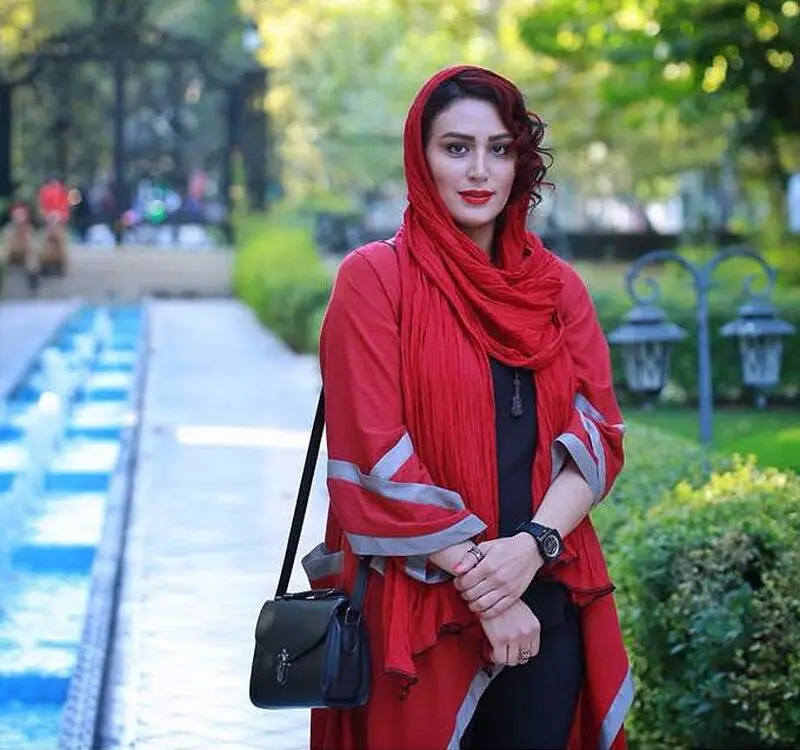 نیوشا مدبر 