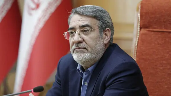 وزیر کشور: اطلاع رسانی درباره قیمت بنزین با صدا و سیما بود