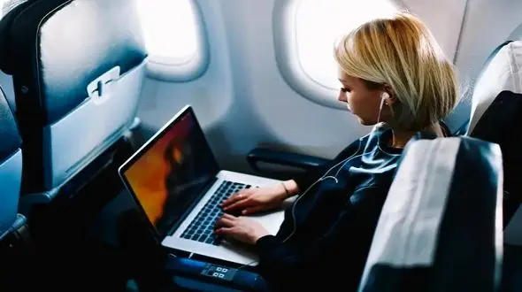 سفرهای کوتاه‌مدت هوایی: بهترین گزینه برای تعطیلات آخر هفته 