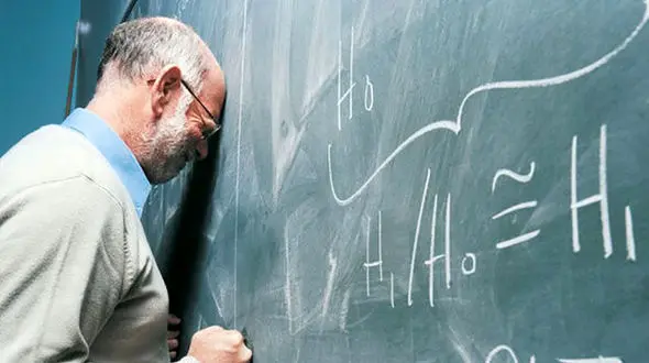 احمدی: معلمان بازنشسته امسال هم مشغول به کار هستند / کمبود نیروی انسانی دغدغه اصلی آموزش و پرورش