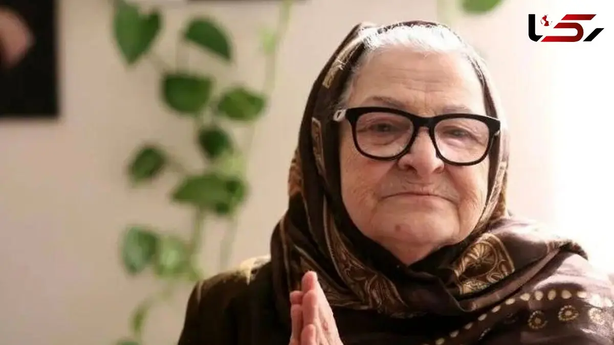 عکس سفر در زمان / چهره زیبای آزیتا لاچینیِ ۳۵ ساله در فیلمش قبل انقلاب / سال ۱۳۵۰