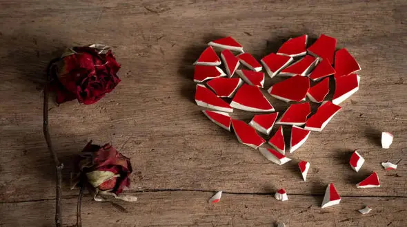 پادکست / چطور از دل زخم، واژه بسازیم و از واژه، آینده؟