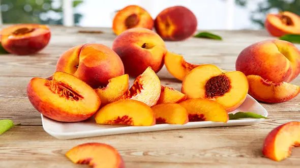 درمان کم خونی با یک میوه آبدار