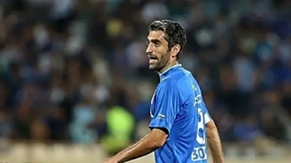 جباری: پولی نگرفته ایم و در زمین بد تمرین می کنیم