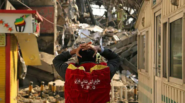فیلم اشک های یک آتش نشان پس از ریزش ساختمان پلاسکو