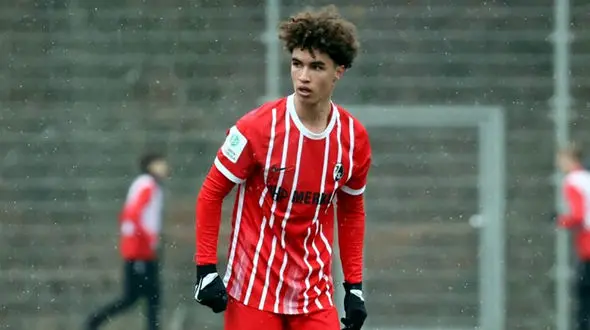 نوا درویش پدیده عراقی به بارسلونا پیوست