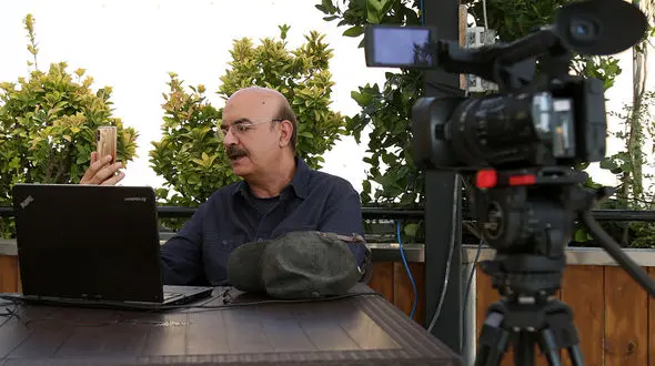 ایرج طهماسب: اگر خودتان باشید فیلمساز موفقی می‌شوید