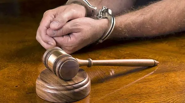 زورگیران خشن انگشتان پسر جوان را در الهیه تهران قطع کردند / پلسی وارد عمل شد