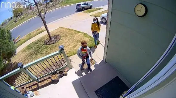 مهربانی همسایه در روز تولد دختر همسایه + فیلم 