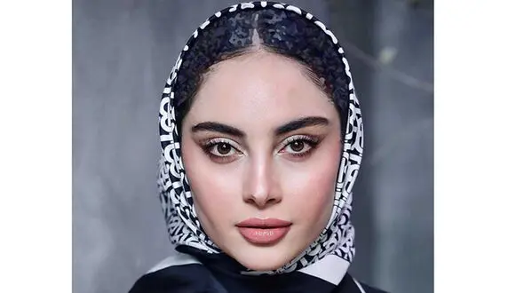 سمی ترین پوشش ترلان پروانه !  + عکس خانم بازیگر بی روسری و با لباس کوتاه !