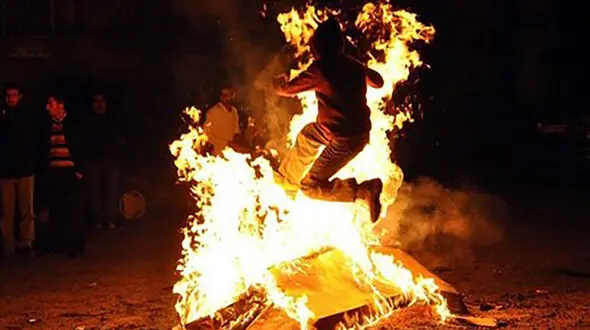 از چهارشنبه سوری در قم چه خبر؟+ فیلم
