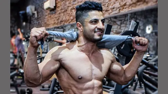 مرگ دلخراش هرکول بدنساز تهرانی در تصادف رانندگی + عکس