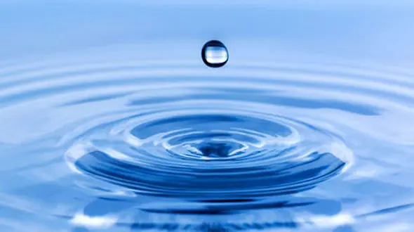 جوانسازی پوست صورت با آب