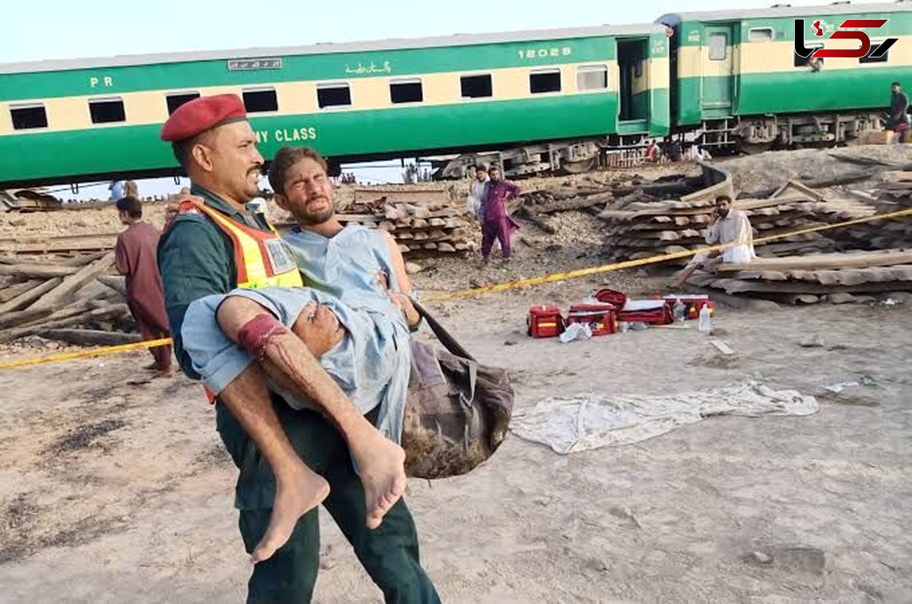 برخورد اتوبوس با قطار در پاکستان ۲۰ کشته و ده‌ها مصدوم برجای گذاشت