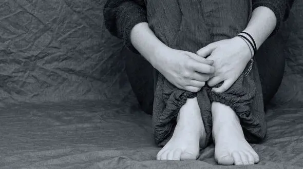 تقاضای مرگ خودخواسته زن ۲۸ ساله  به دلیل ناامیدی روانپزشکش از ادامه درمان!