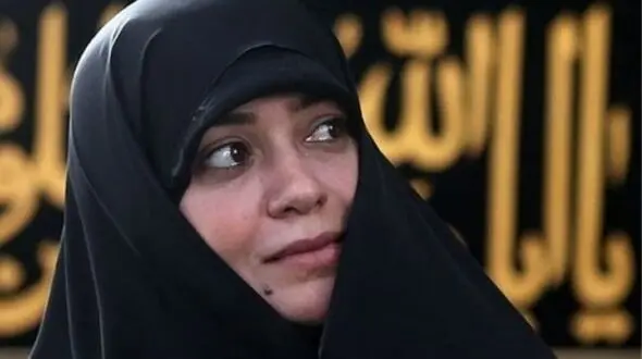 عکس الهام چرخنده با دختری بدحجاب در ماشین لوکسش ! / پیامک بدحجابی برای خانم بازیگر !