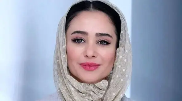 فیلم/ الناز حبیبی: در حقم مردونگی کنین/ بیاین خواستگاریم/ بازیگر سریال دودکش رسما از پسر موردعلاقه اش خواستگاری کرد!