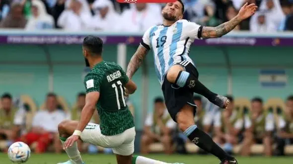 شوک به آرژانتین / یک تیم آسیایی ترمز مسی و یارانش را کشید
