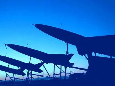 پهپادهای ایران می‌توانند ناو آبراهام لینکلن را زمین‌گیر کنند
