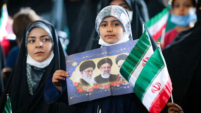 سفر رییس جمهور به همدان - سی امین سفر استانی به همدان وارد شد و با اقشار مختلف مردم و مسئولان دیدار کرد