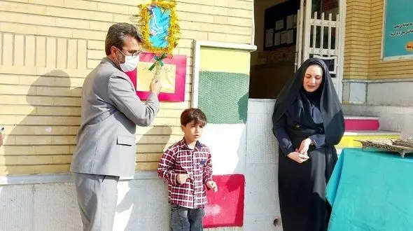 غنچه های نوآموز ایلام بهار علم و دانش را جشن گرفتند